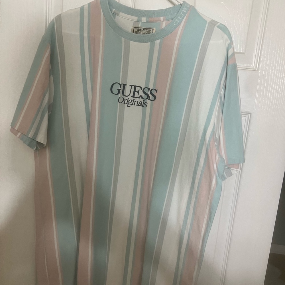 Guess T-Shirt